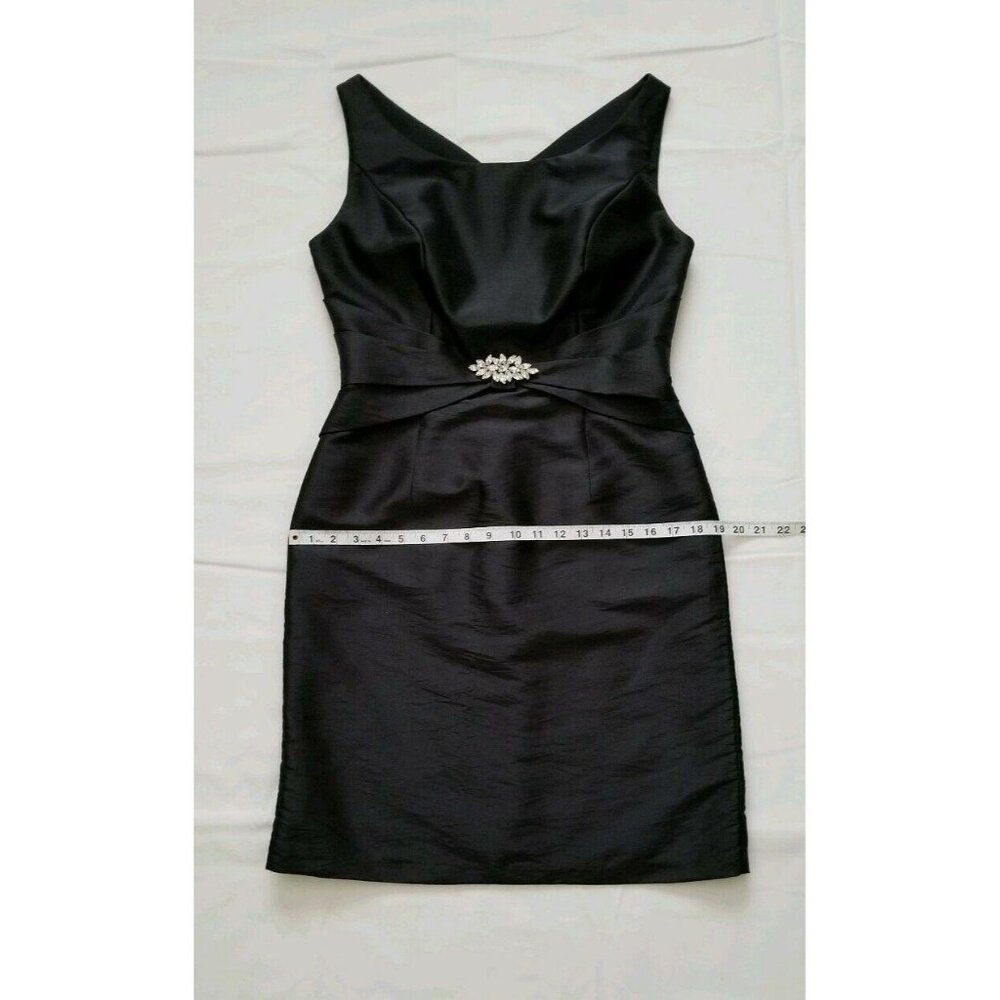 Jade By Jasmine Women’s Stunning Taffeta Bateau Neckline Sheath Dress Size 8 - Picture 14 of 15